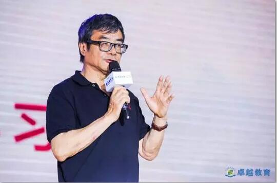 周国平 周国平