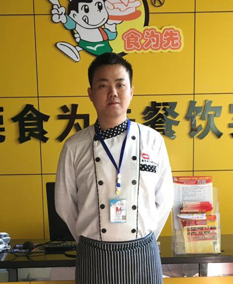 食为先罗师傅 食为先罗师傅