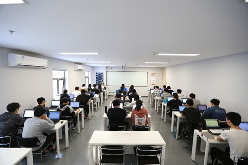 ����������ȫջǰ����ѵ��