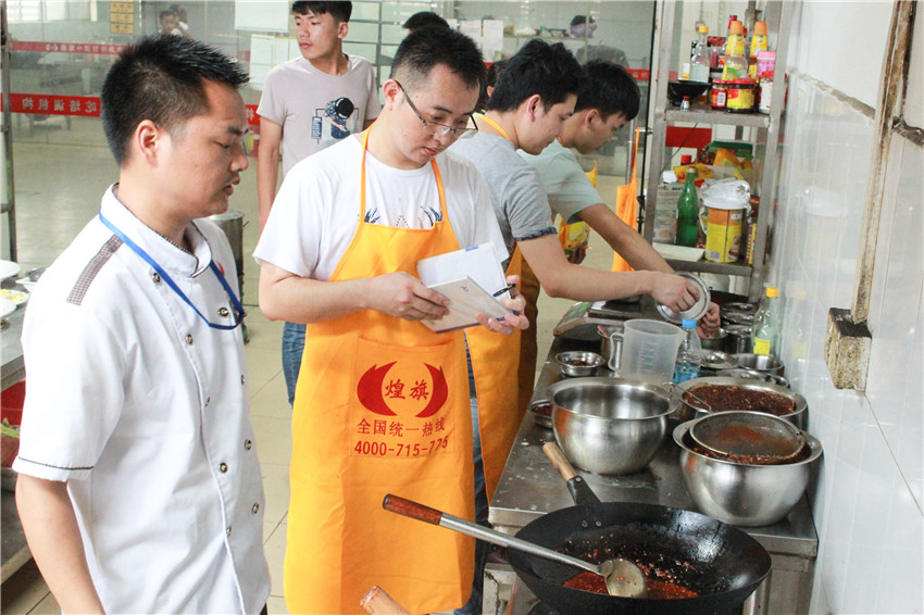 上海钵钵鸡培训费用多少 上海钵钵鸡培训费用多少