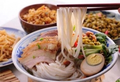 �人�����������׷���ѵ���ļ�ǿ